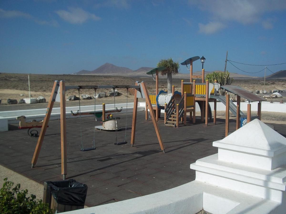 Beautiful Small Bungalow, Amazing Views And Garden Famara Exteriér fotografie